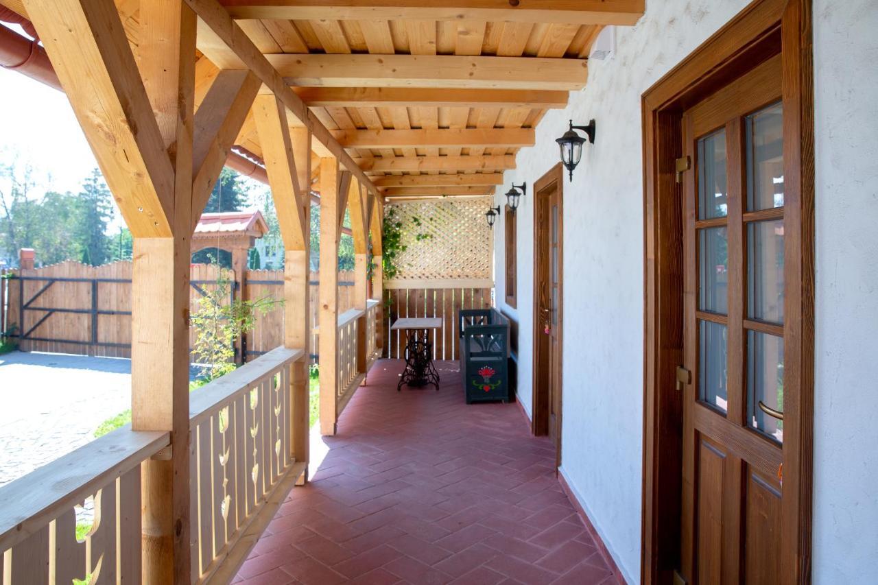 Pepi Vendeghaz - Casa De Oaspeti Pepi Joseni  Exterior photo